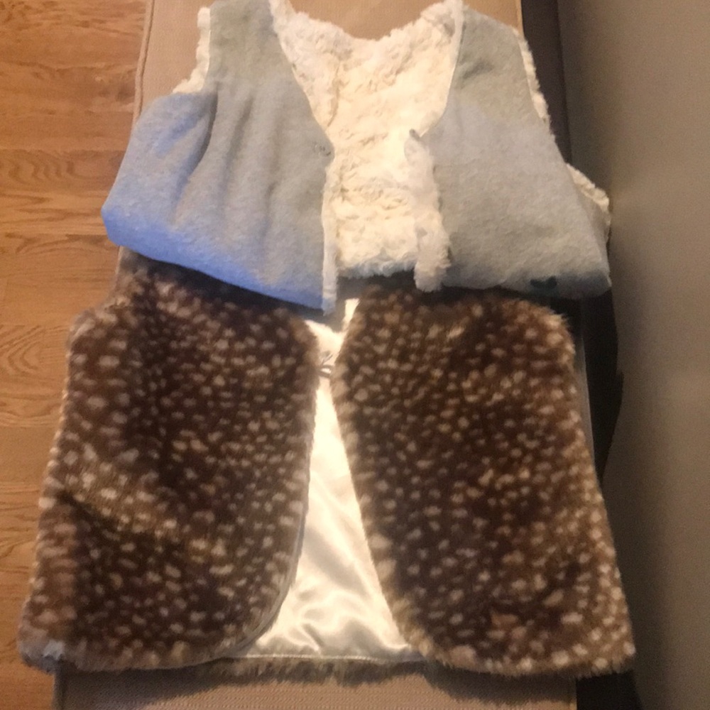 Hanna Anderson furry vests